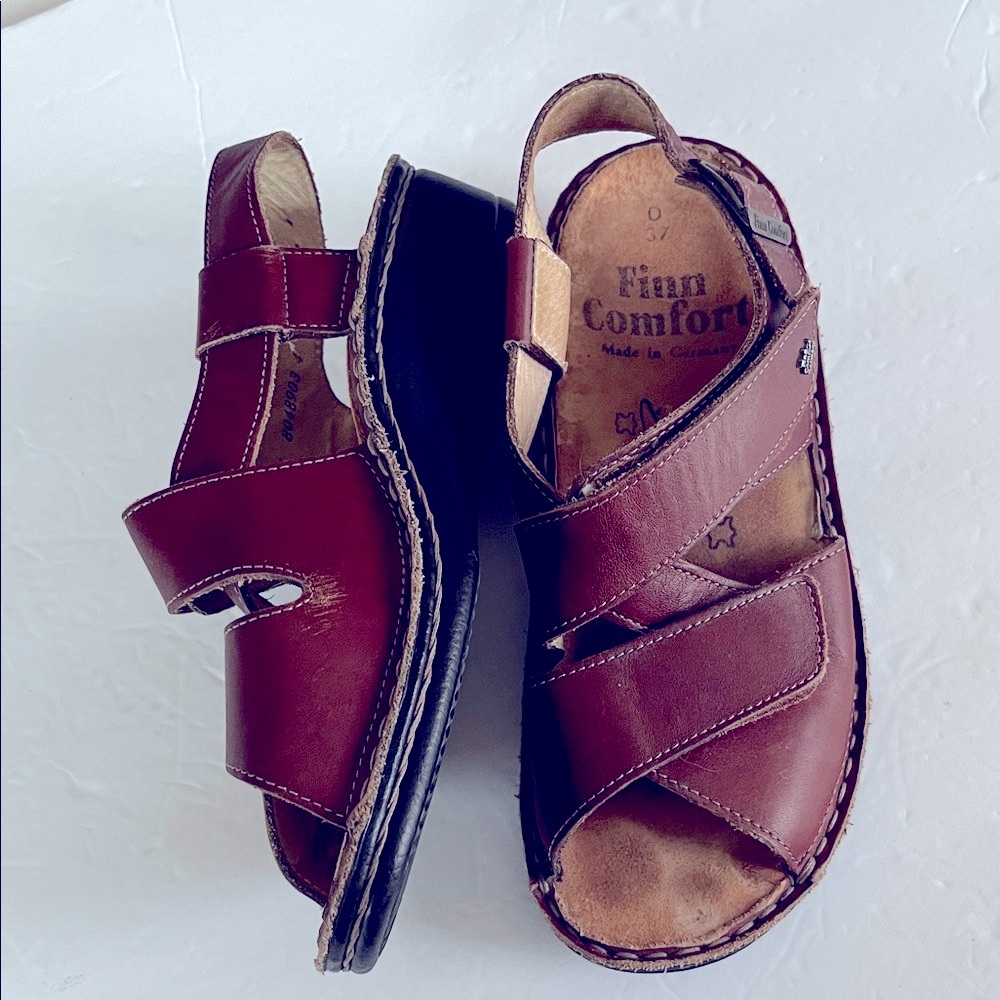 Finn Comfort leather strap sandals brown hook loop closure open toe buckle 37- 7